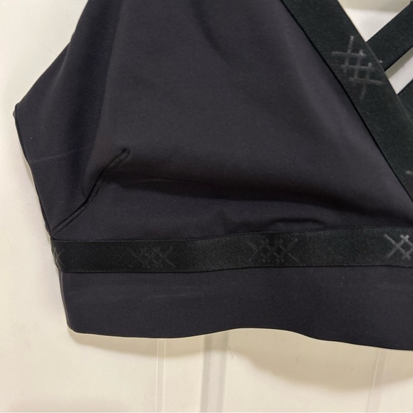 Rhone Black Women's Sports Bra Crisscross Strap XL - Picture 4 of 7